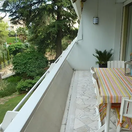 Domaine Croix Des Gardes Κάννες