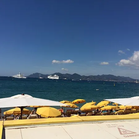 Domaine Croix Des Gardes Apartment Cannes